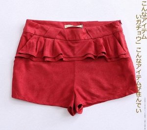 Женские шорты с оборками, цвет красный