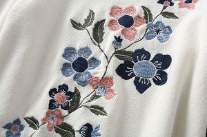 Женская кофта, принт "Цветы", цвет белый
