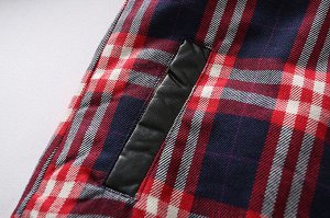 Женская куртка на кнопках, рукава из эко-кожи, принт "клетка", цвет красный/синий/черный