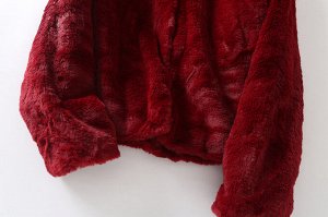 Женское укороченное меховое пальто, цвет винный