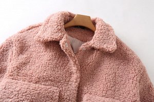 Женское укороченное плюшевое пальто с карманами, цвет розовый