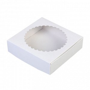 Коробка для десертов с фигурным окном Белая 11,5х11,5х3 см