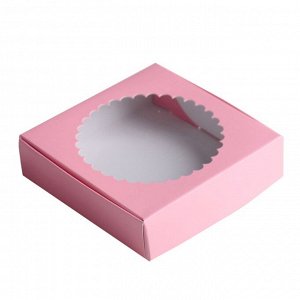 Коробка для десертов с фигурным окном Розовая 11,5х11,5х3 см