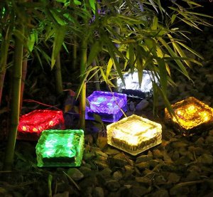 Садовый светодиодный светильник "Куб"