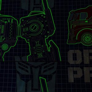 Постельное белье 1,5 сп Neon Series "Optimus Prime" Transformers 143*215 см, 150*214 см, 50*70 см -1 шт