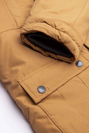 Куртка Утепленная, непродуваемая куртка. Водонепроницаемость -1200mm. Ткань непромокаемая. В такой куртке ребенку долгое время будет тепло и комфортно во время прогулки. Вес утеплителя - 280 г/м2 (92 