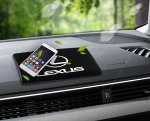 Нескользящий силиконовый коврик на панель авто Lexus
