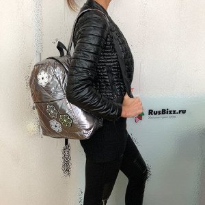 Модный рюкзак Asher цвета тёмного серебра.