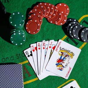 Набор для игры в покер: 2 колоды карт, фишки 200 шт, сукно 60x90 см