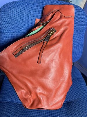 Оранжевый цвет в тренде! Итальянский рюкзак