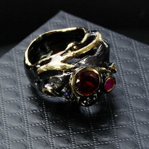 Кольцо 'Черное золото' со вставкой из красного циркона