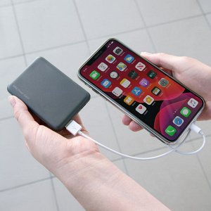 Внешний АКБ NRG Power Compact 5000 mAh, 2.1A, 1xUSB, компактный, серый, Deppa