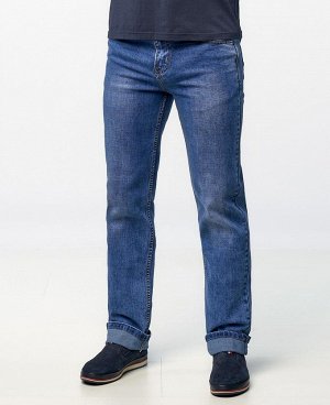 Джинсы MOK 91028
Классические пятикарманные джинсы прямого кроя с застежкой на молнию и пуговицу. Изготовлены из качественной джинсовой ткани, правильные лекала - комфортная посадка на фигуре. 
Состав