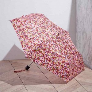 Зонт Зонт с нежным цветочным принтом поможет освежить твой образ и красиво защититься от осадков.
