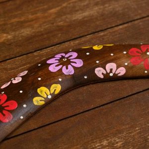 Сувенир из дерева с цветами "Бумеранг" коричневый 40х10х1 см