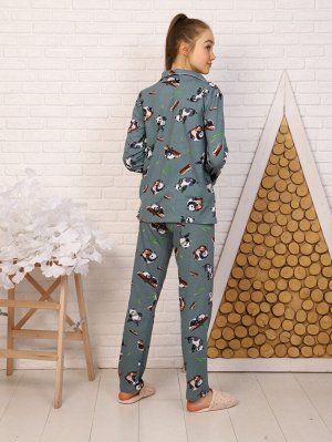 Пижама Цвет: мята; Состав: Хлопок 100 %; Материал: Кулирка
Женская пижама на пуговицах. В комплекте рубашка с длинным рукавом и брюки.