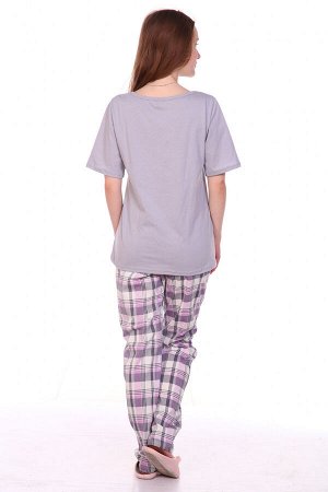 Пижама Цвет: серый; Состав: Хлопок 100 %; Материал: Кулирка
Уютная и нежная домашняя пижама с брюками и футболкой.
