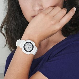 Наручные электронные часы "Кэрол"