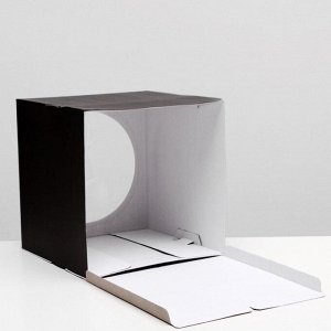 Кондитерская коробка, с окном, черная, 30 х 30 х 30 см