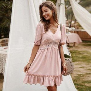 Женское короткое платье, цвет розовый