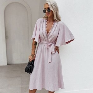 Женское платье с поясом, цвет светло-фиолетовый