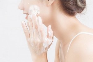 Manyo Cleansing Soda Foam Мягкая пенка с содой для глубокого очищения 150мл