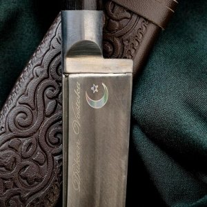 Нож Пчак Шархон малый, чёрная рукоять из граба (сухма), гарда из олова