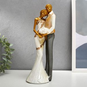 Сувенир полистоун "Влюблённая пара - свадьба" 25х8,5х8,5 см