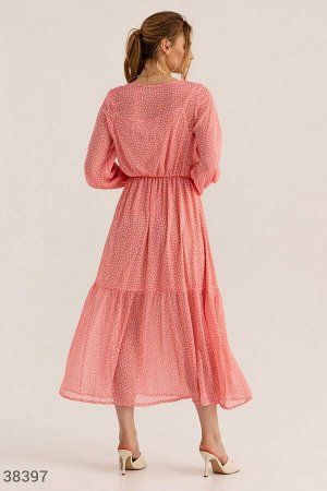 Розовое платье из воздушного шифона