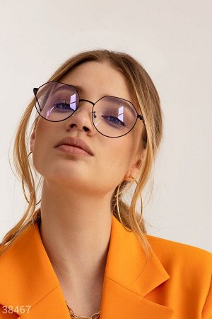 Фигурные очки с прозрачными линзами