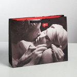 Пакет ламинированный горизонтальный «Love», L 40 × 31 × 11,5 см