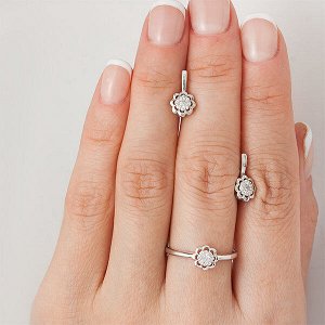 SALE Серебряное кольцо с бесцветными фианитами 150