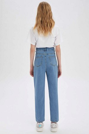 джинсы Размеры модели: рост: 1,5 Надет размер: 10/11 Хлопок 98%, Эластан2%