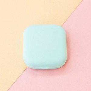 Контейнер для линз "Classic square", light blue