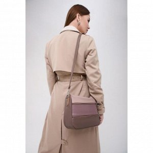 Сумка женская, отдел на молнии, 3 наружных кармана, длинный ремень, цвет коричневый