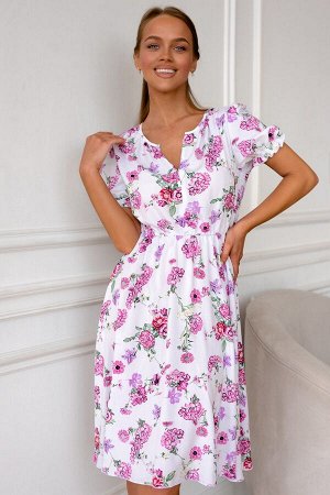 Платье Размер: 42 / 44 / 46 / 48
Лёгкое летнее платье из 100% вискозы, штапель. Очаровательная модель прекрасно подчеркивает фигуру, приятный цветочный принт в нежных оттенках розового, лавандового, с