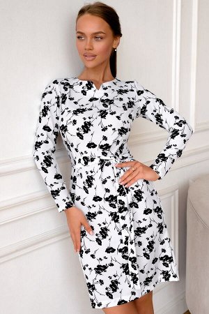 Платье Размер: 42 / 44 / 46 / 48
Классическая посадка этой модели идеально сочетается со 100% вискозным материалом и приятным, ненавязчивым цветочным принтом. Чёрный и белый цветавсегда соотносились с