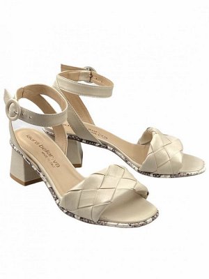 Босоножки Laura Bellariva 6844 nappa/beige