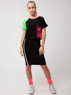 Комплект: футболка укороченная и юбка прилегающего силуэта (Размер пишите в комментариях, где нет выбора )