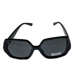Женские очки оверсайз Axelly с дужками чёрного цвета.
