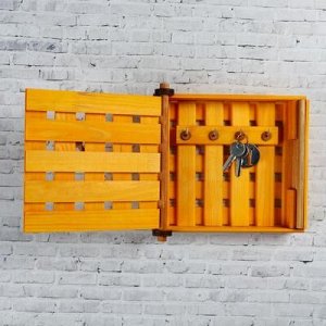 Ключница деревянная "Золотой ключик", 23 x 20 x 6 см, 4 крючка