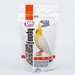 Корм полнорационный LoLo Pets для средниx попугаев, дойпак, 600 г.