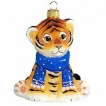 Елочная игрушка из стекла Тигренок в синем шарфике