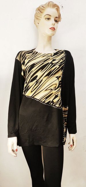 Блуза Стильная блуза для дам, свободного кроя, круглый ворот в складочку, длинный рукавчик.
Состав: вискоза-95%, эластан-5%