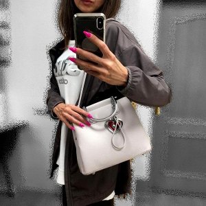 Женская сумка-тоут Milano Pace из качественной эко-кожи светло-серого цвета.