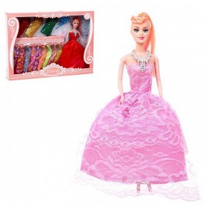 Кукла модель «Виктория», с набором платьев
