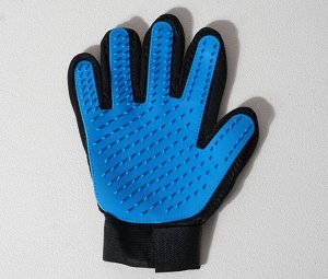 Расческа-перчатка на правую руку, цвет синий