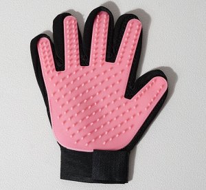 Расческа-перчатка на правую руку, цвет розовый