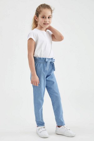джинсы Размеры модели: рост: 1,3 Надет размер: 7/8 Хлопок 100%