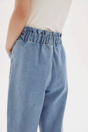 джинсы Размеры модели: рост: 1,31 Надет размер: 7/8 Хлопок 100%